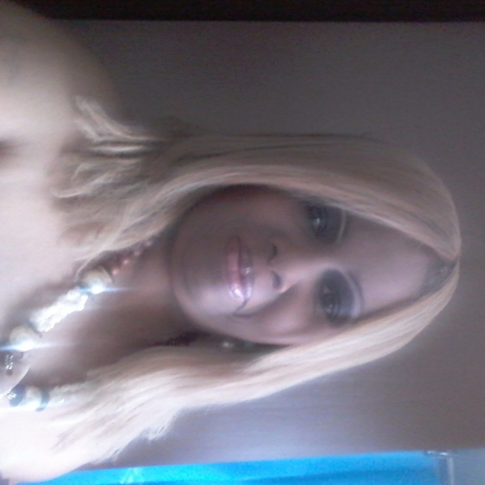 Meet your Posher, Felicia